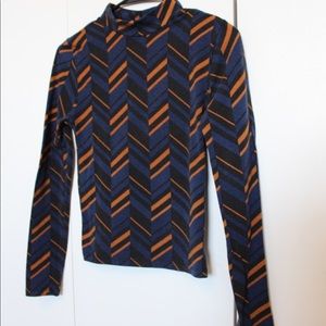 Long Sleeve Retro Print Turtle Neck